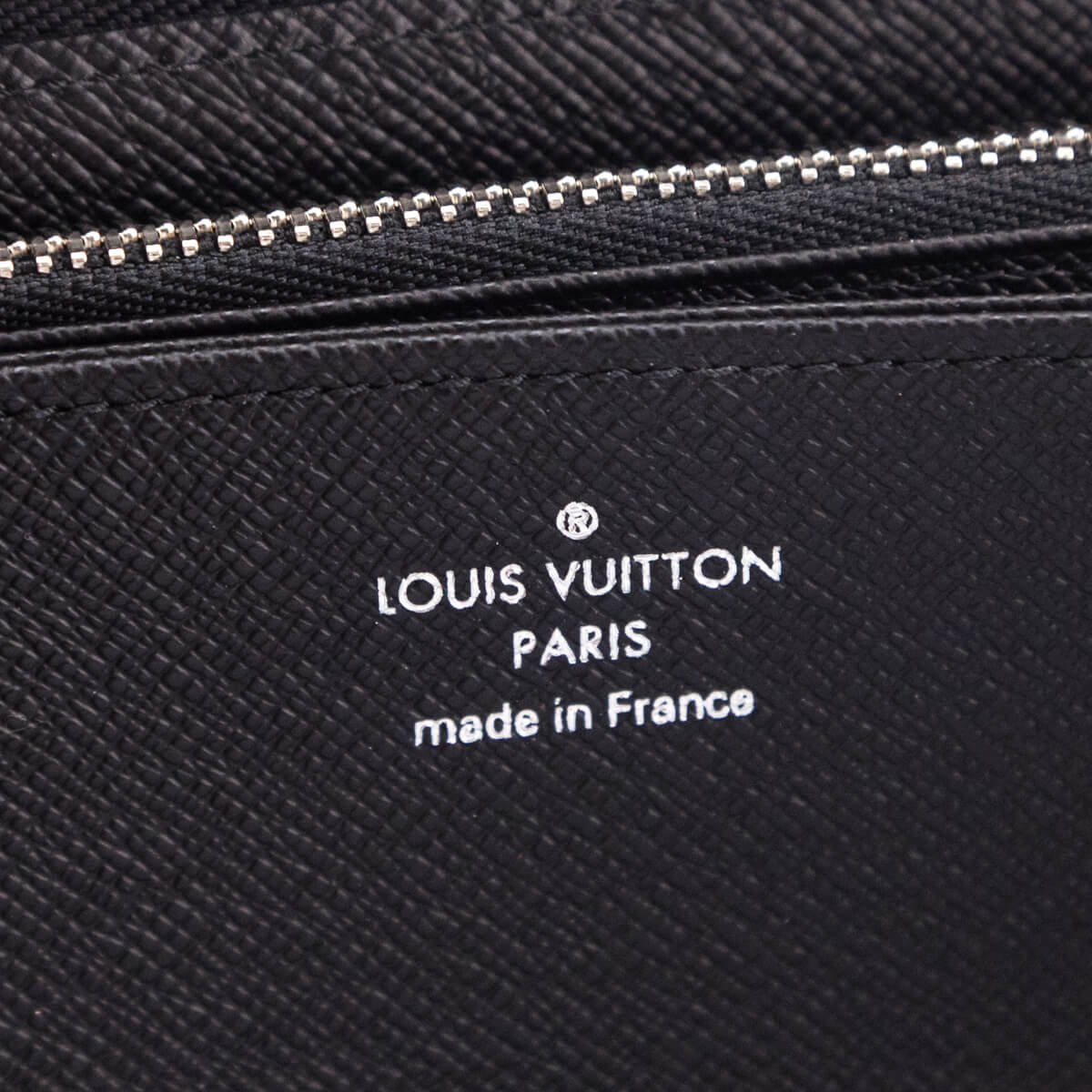 Louis Vuitton Black Epi Zippy Wallet