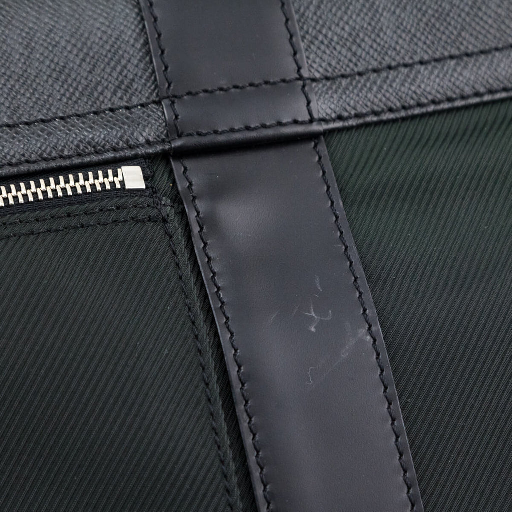 Louis Vuitton Black Taiga Gibeciere Garment Bag