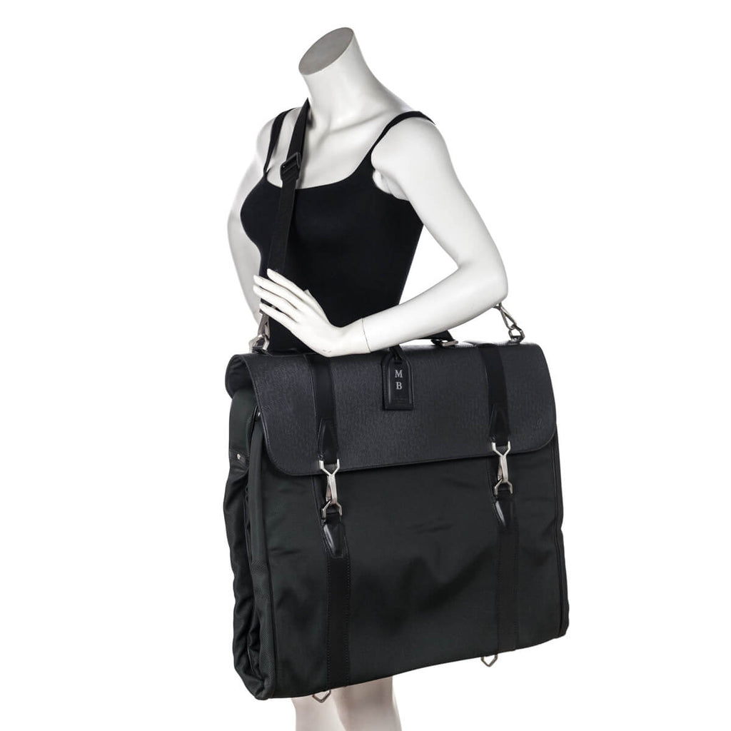 Louis Vuitton Black Taiga Gibeciere Garment Bag