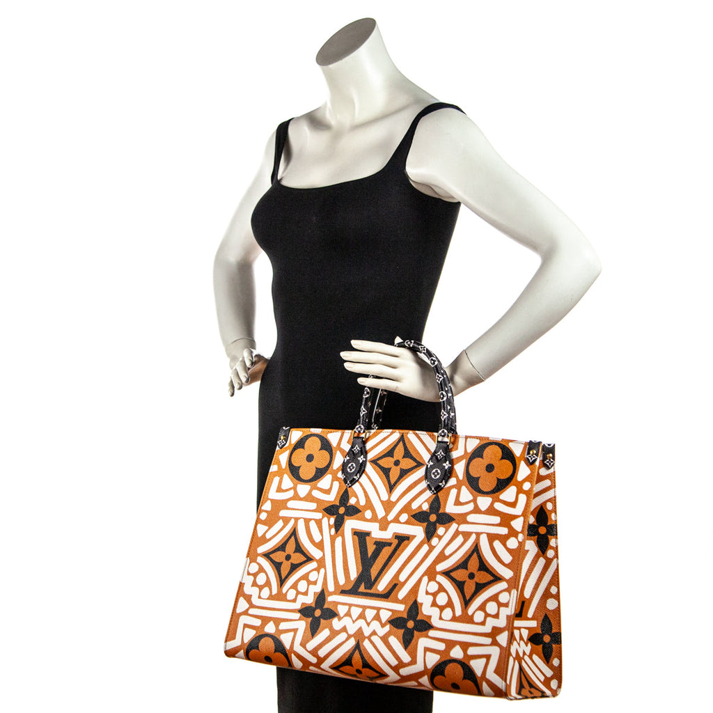 Louis Vuitton Creme & Caramel Monogram Giant Crafty Onthego GM
