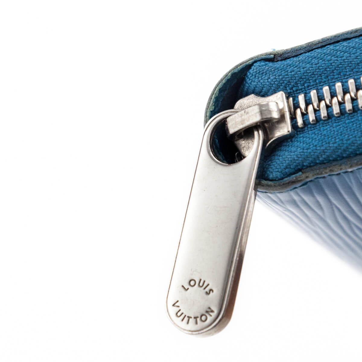 Louis Vuitton Cyan Epi Zippy Wallet