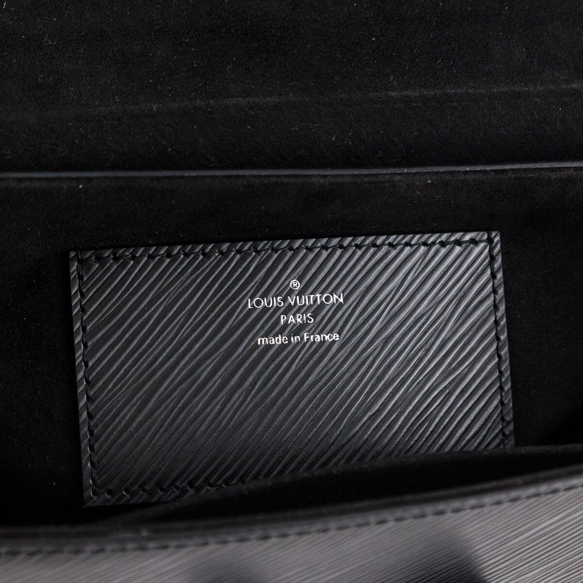 Louis Vuitton Matte Black Epi Twist Shoulder Bag MM