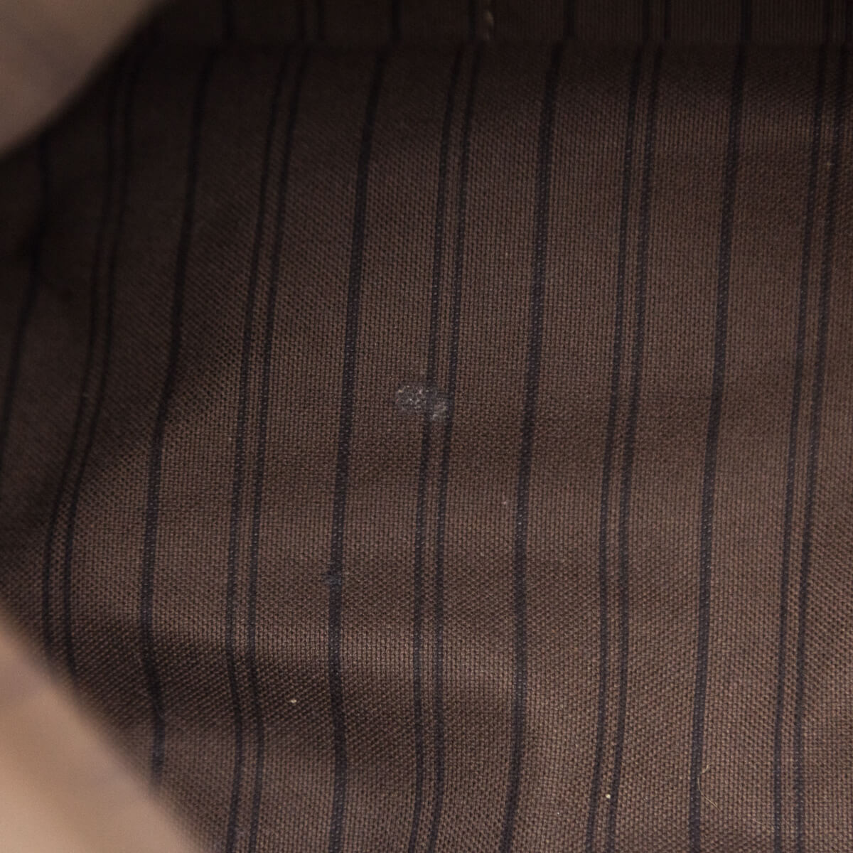 Louis Vuitton Ombre Monogram Empreinte Artsy MM