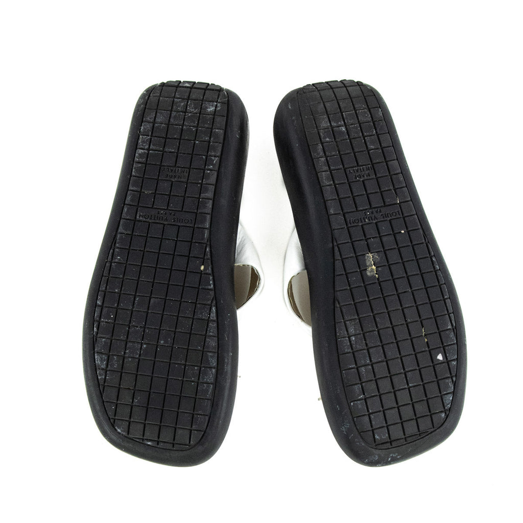 Louis Vuitton White Leather Slide Sandals Size US 7.5 | EU 37.5