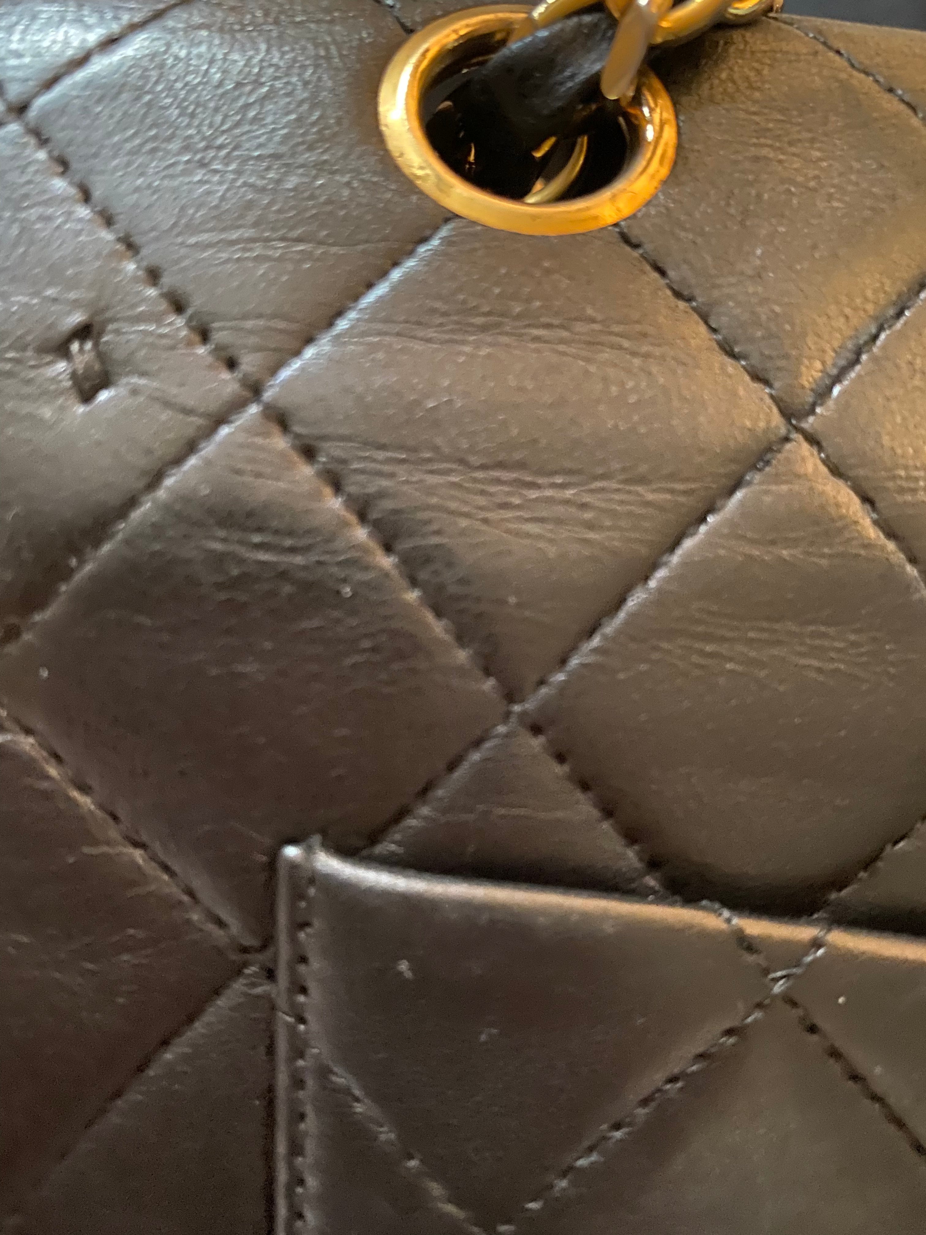Chanel vintage leather quilted CC bag - 2004