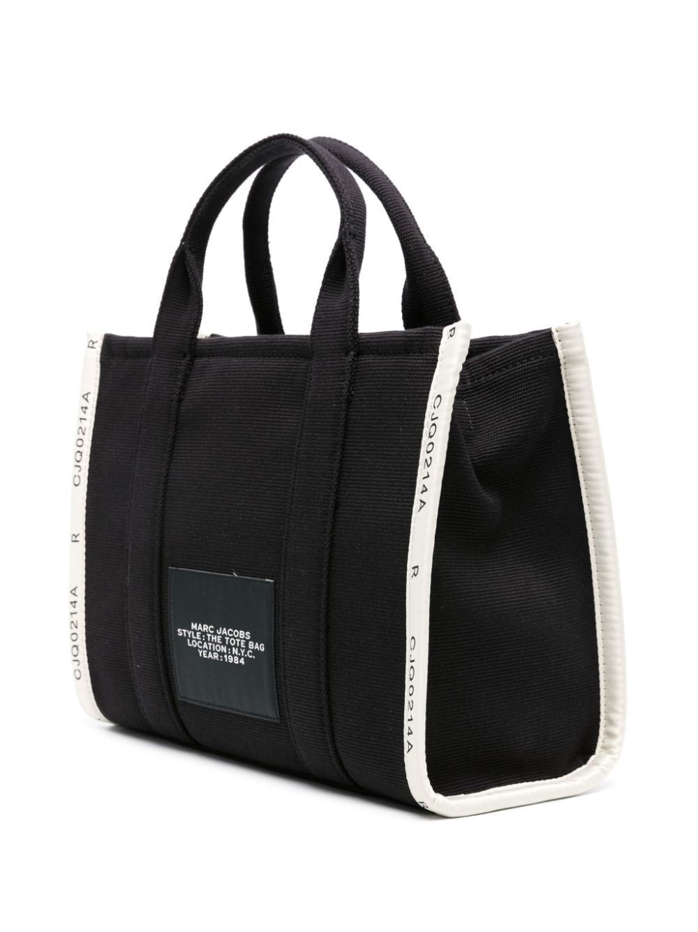 THE MEDIUM TOTE