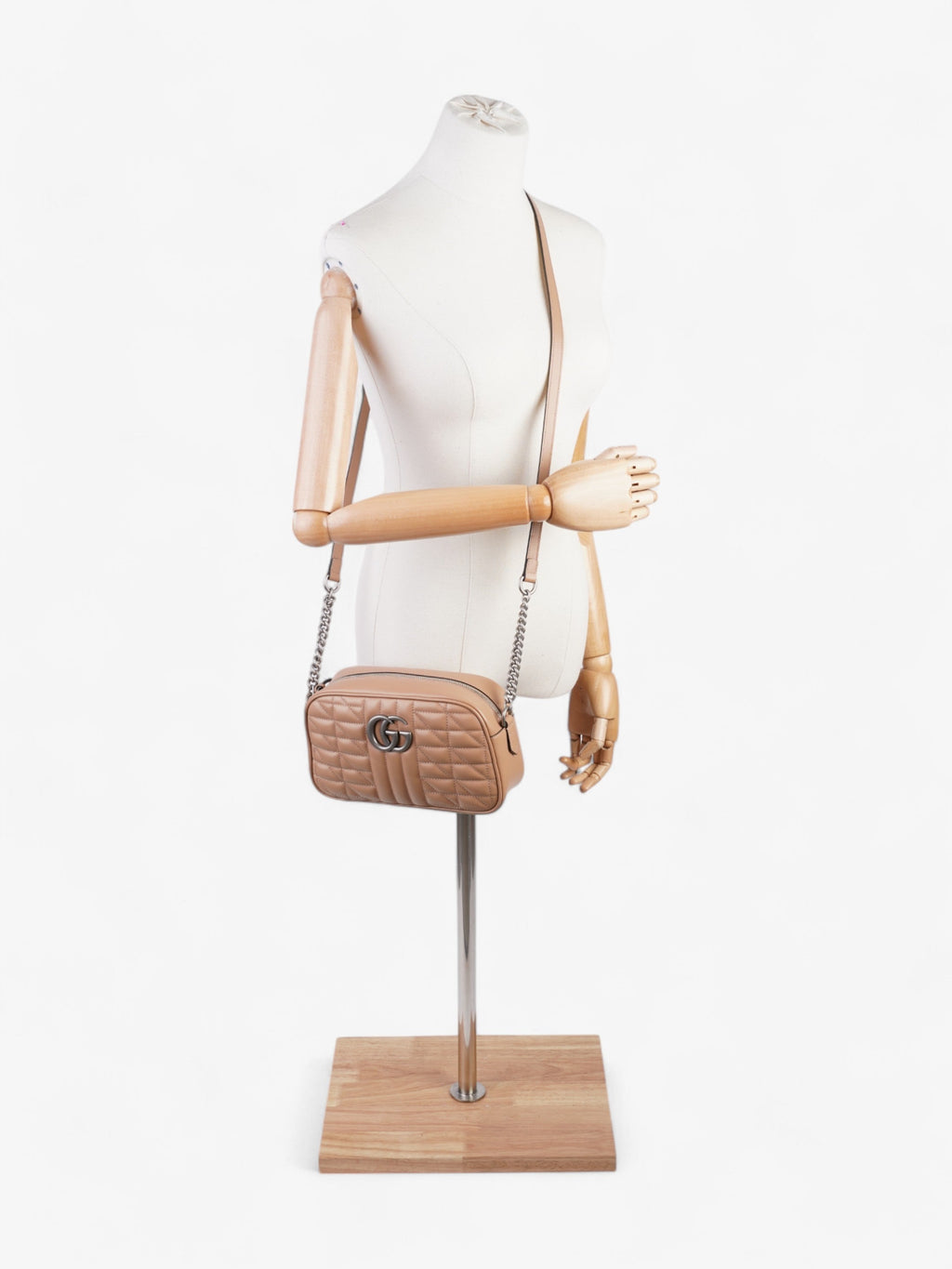 Gucci GG Marmont 2.0 Camera Bag Camelia Calfskin Leather