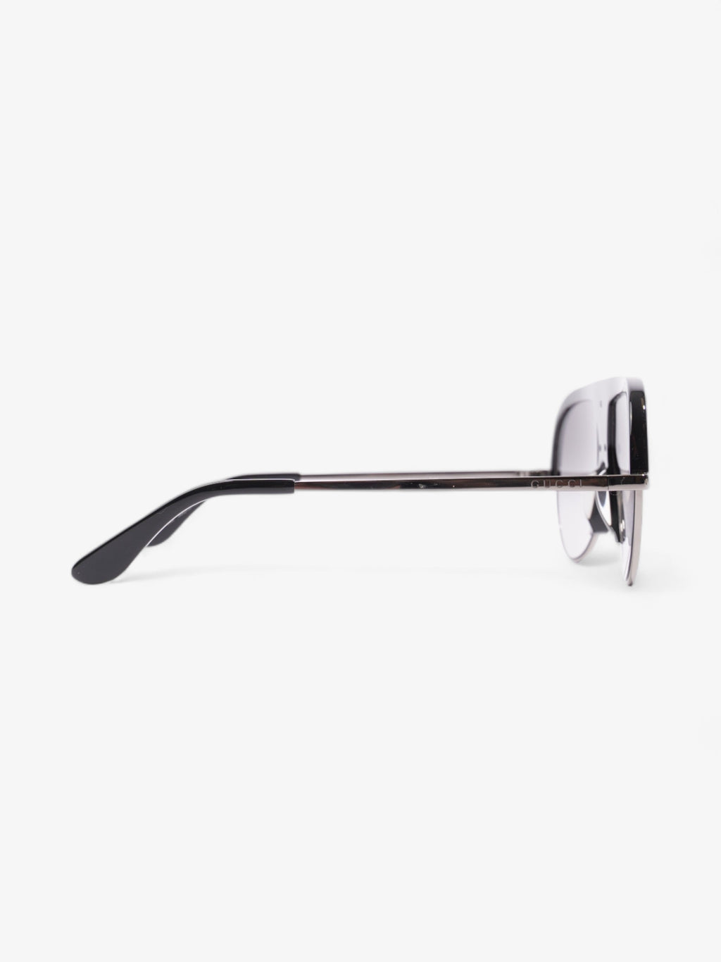 Gucci Navigator Sunglasses Black Acetate 145mm