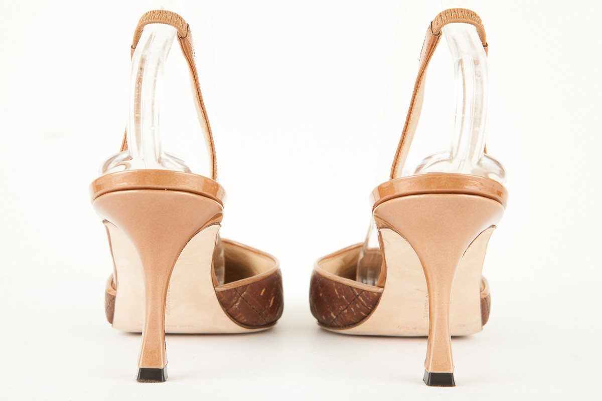 Manolo Blahnik 39.5 Brown Cork and Patent Leather Slingback Heels