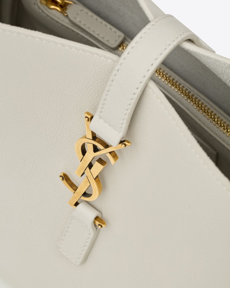 Saint Laurent Women Small Le 5 ÃƒÆ’Ã¢â€šÂ¬ 7 Leather Shoulder Bag