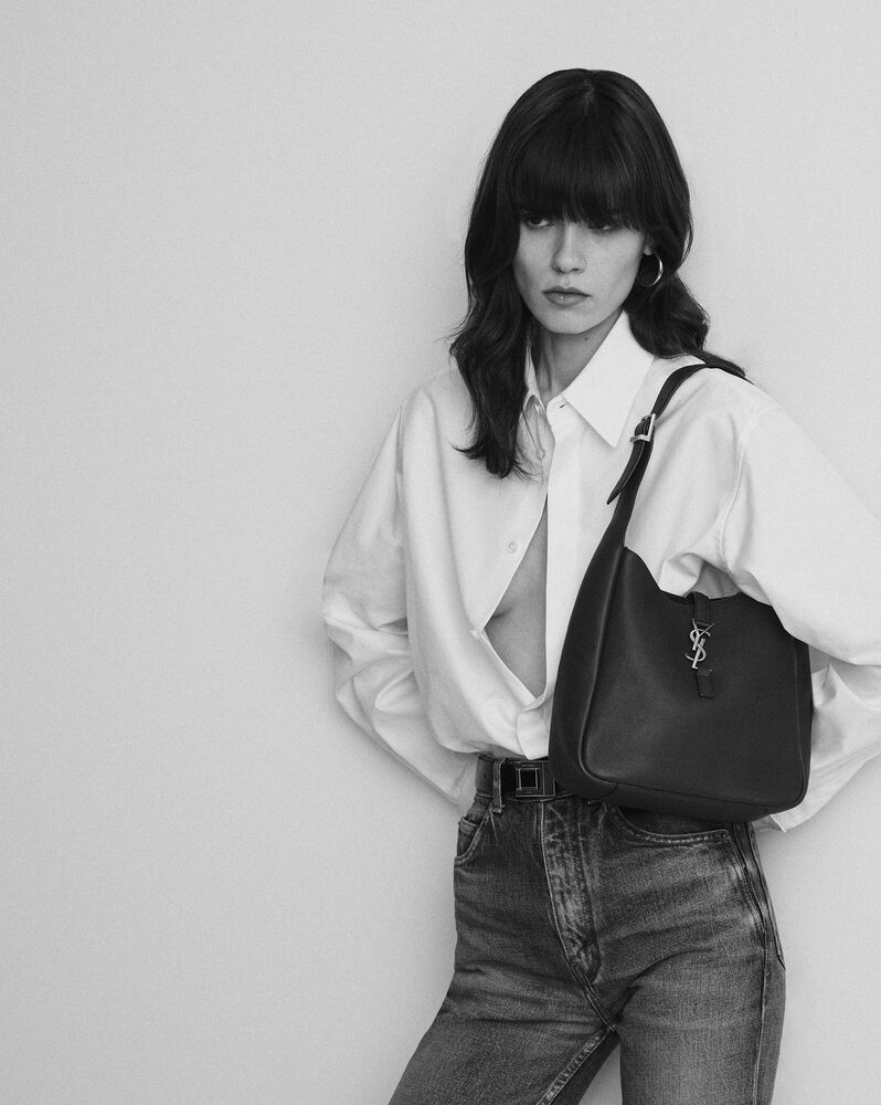 Saint Laurent Women Small Le 5 ÃƒÆ’Ã¢â€šÂ¬ 7 Leather Shoulder Bag