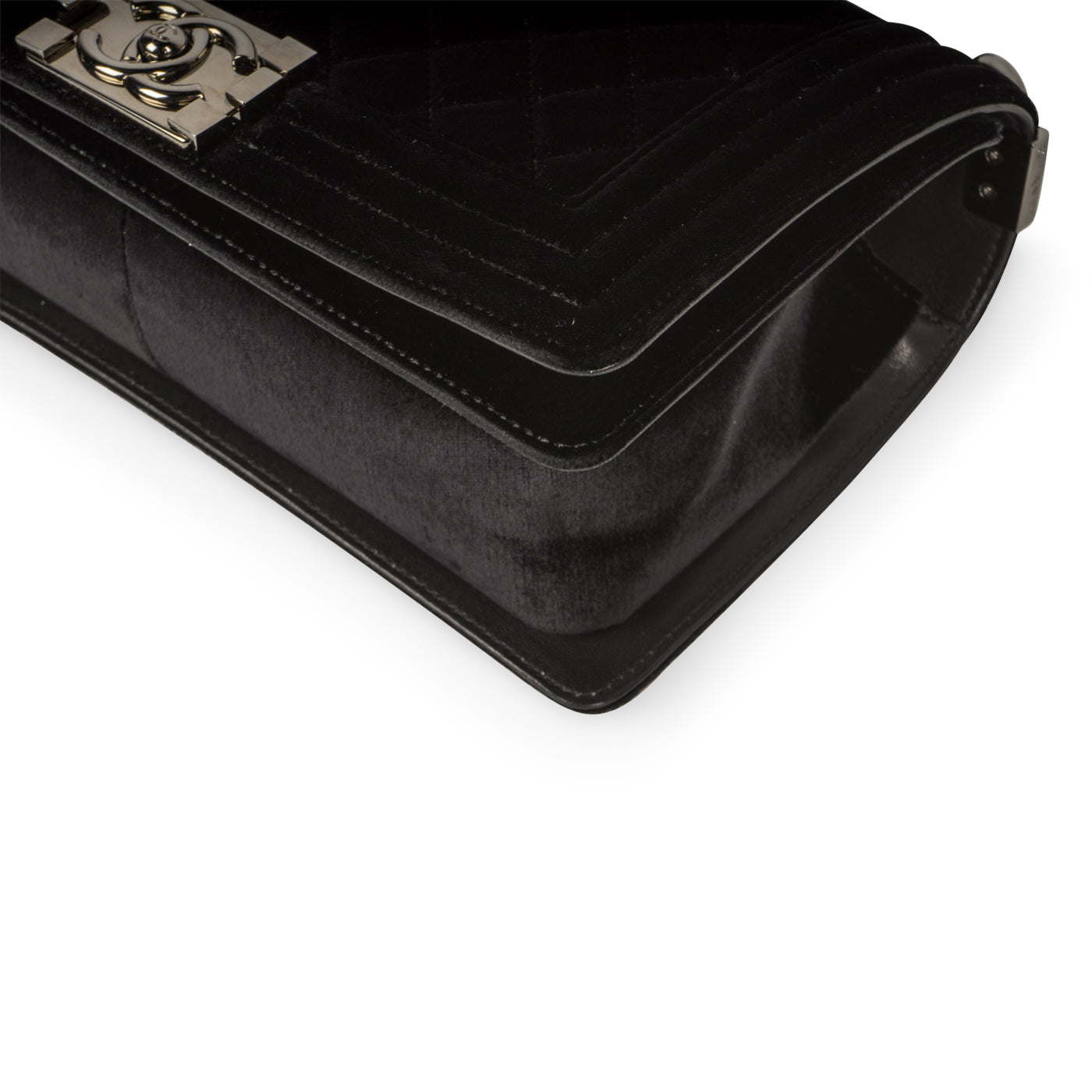 Velvet Medium Boy Bag