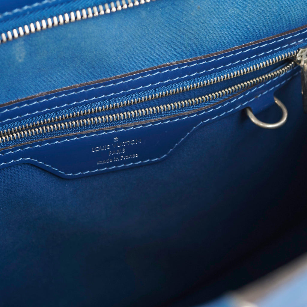 Louis Vuitton Brea Blue Epi MM