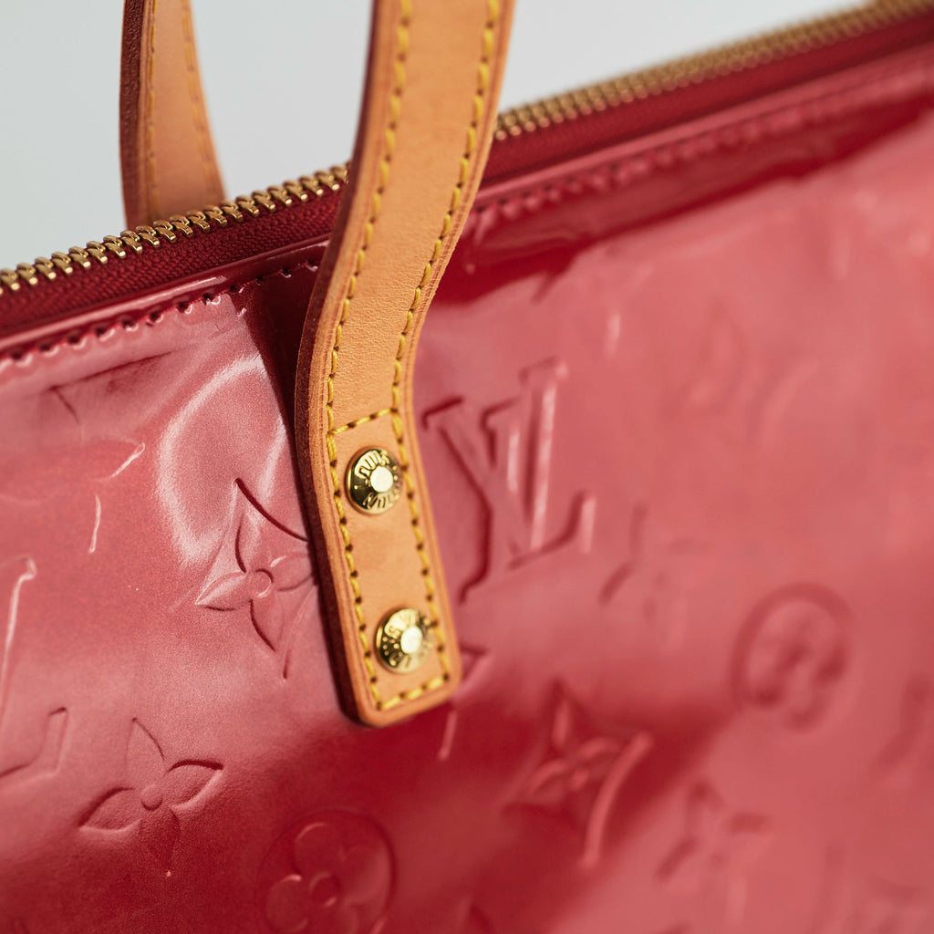 Louis Vuitton Bellevue PM Vernis Red