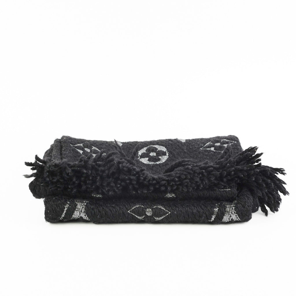 Louis Vuitton Wool Scarf Black/Metallic Silver