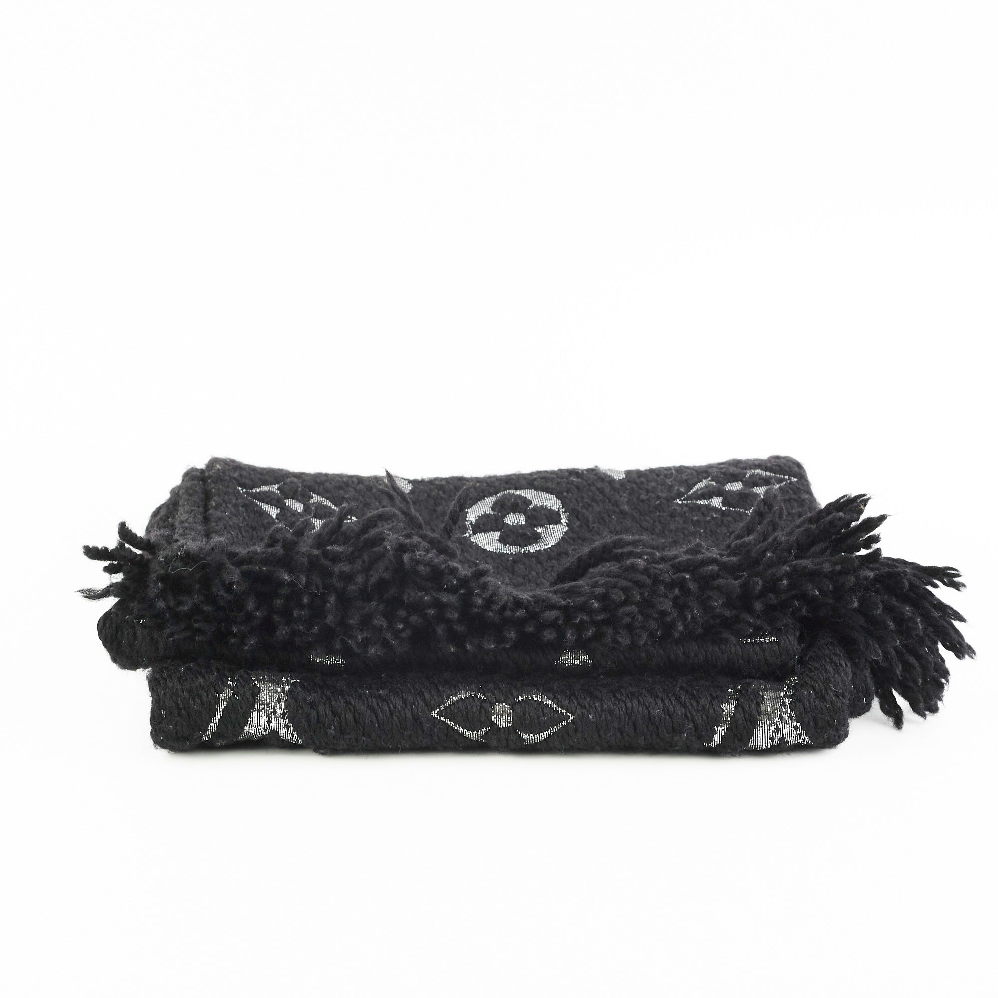 Louis Vuitton Wool Scarf Black/Metallic Silver