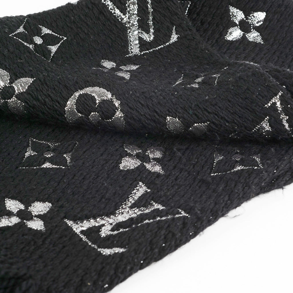 Louis Vuitton Wool Scarf Black/Metallic Silver