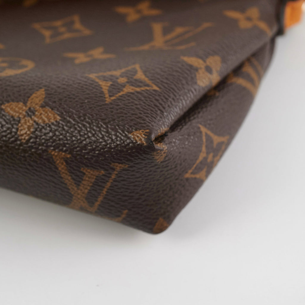 Louis Vuitton Palas Monogram
