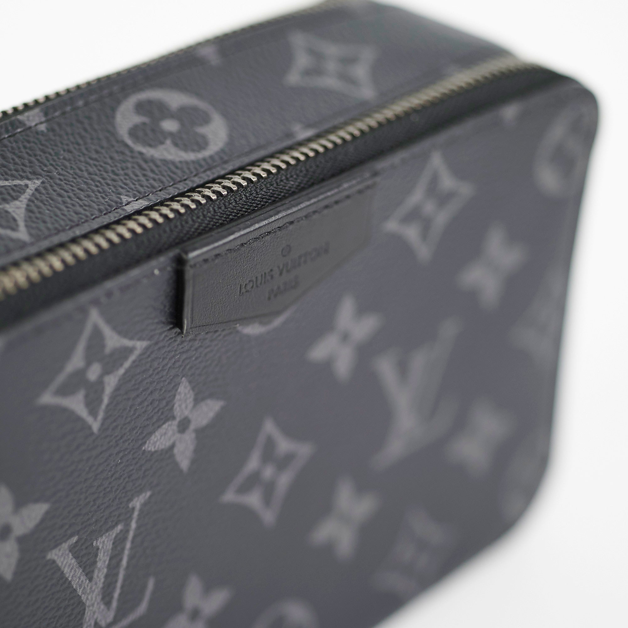 Louis Vuitton Alpha Wearable Wallet Monogram Eclipse Bag