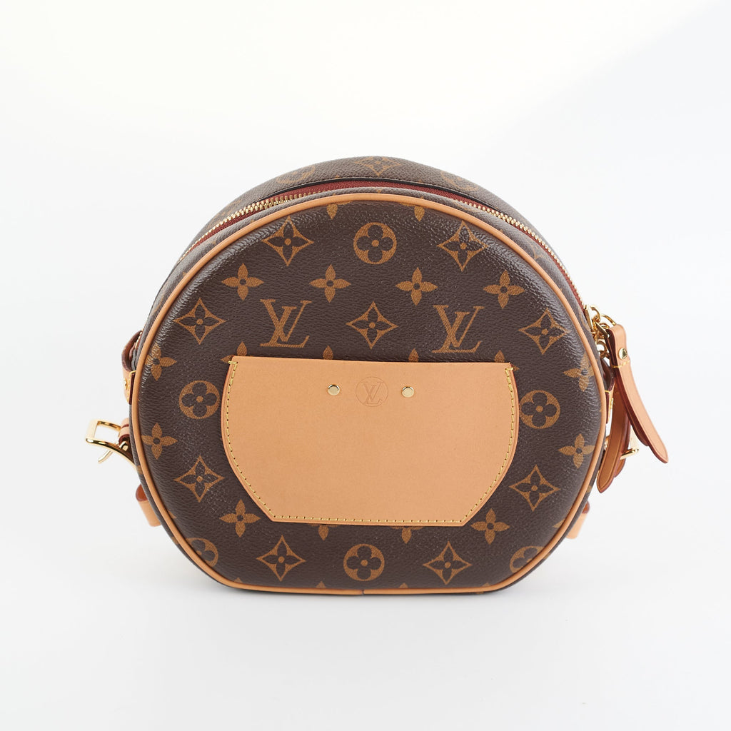 ITEM 29 - Louis Vuitton Boite Chapeau Souple MM Monogram