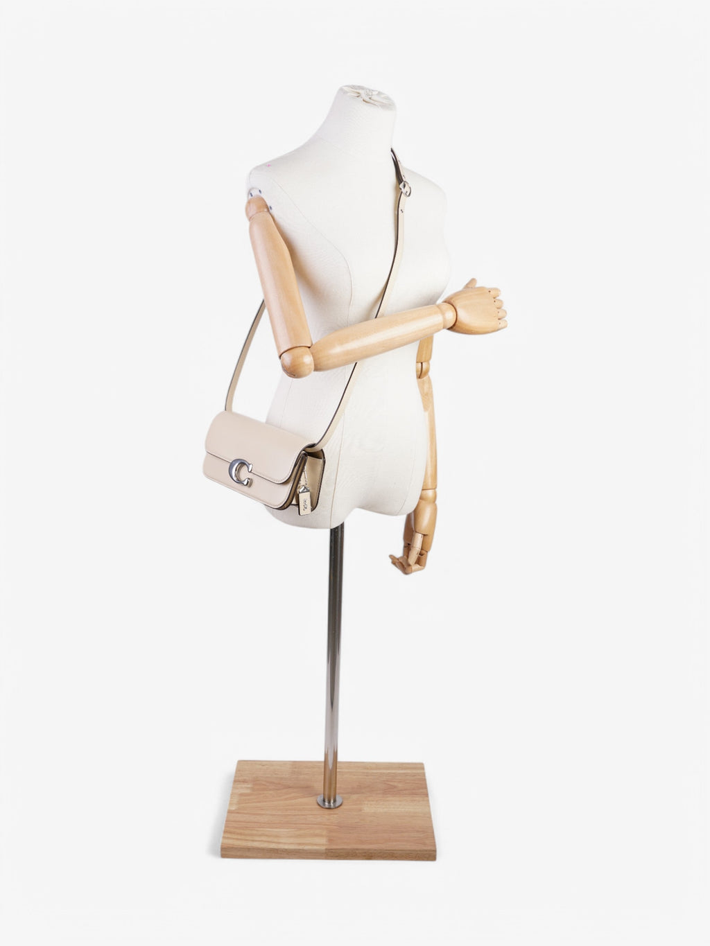 Coach Lux Idol Ivory Grained Leather 23