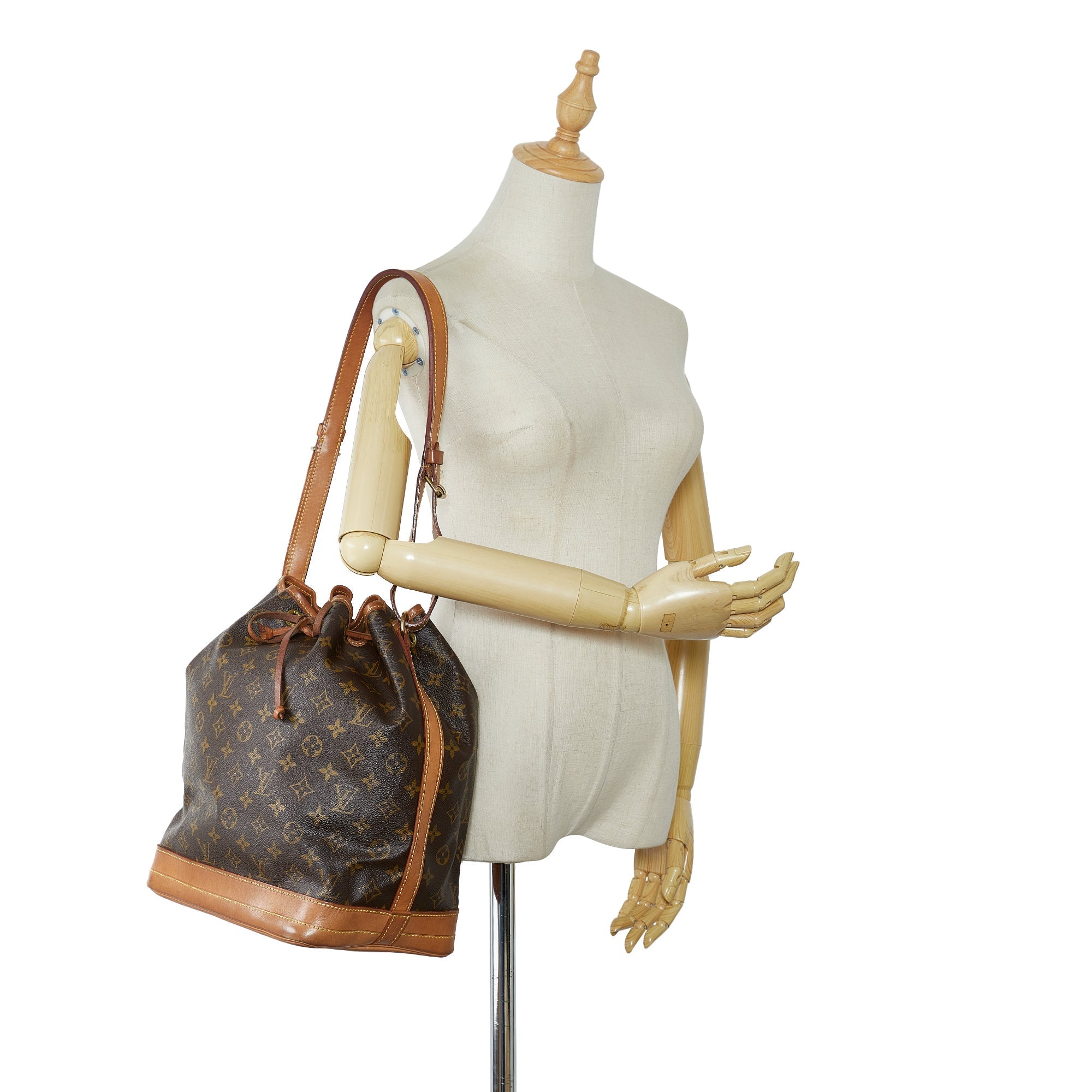 Louis Vuitton Grand NoÃƒÆ’Ã‚Â© Monogram Canvas