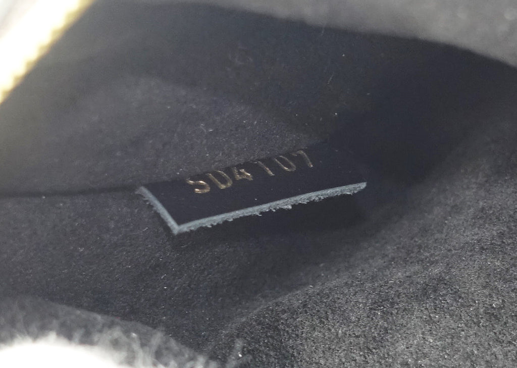 Louis Vuitto Pochette Metis Reverse Monogram Canvas Bag