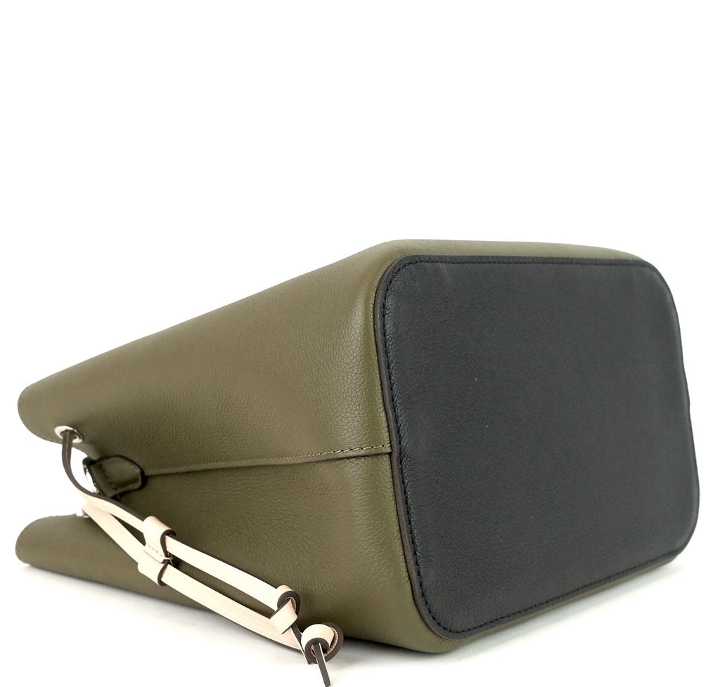 Louis Vuitto LockMe Calfskin Leather Bucket Bag