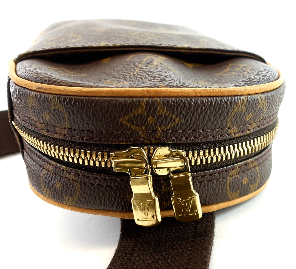 Louis Vuitto Pochette Gange Monogram Canvas Messenger Bag