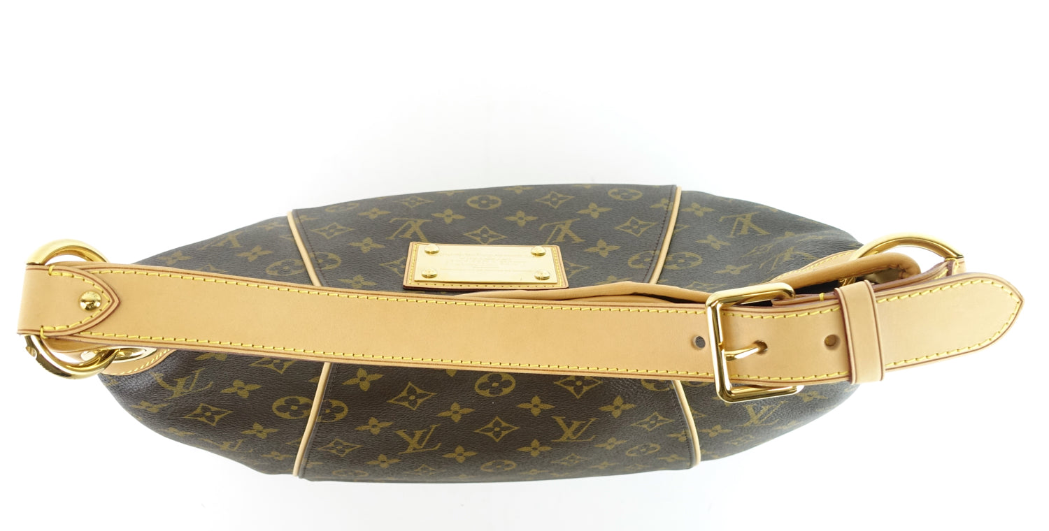 Louis Vuitto Galliera PM Monogram Canvas Handbag