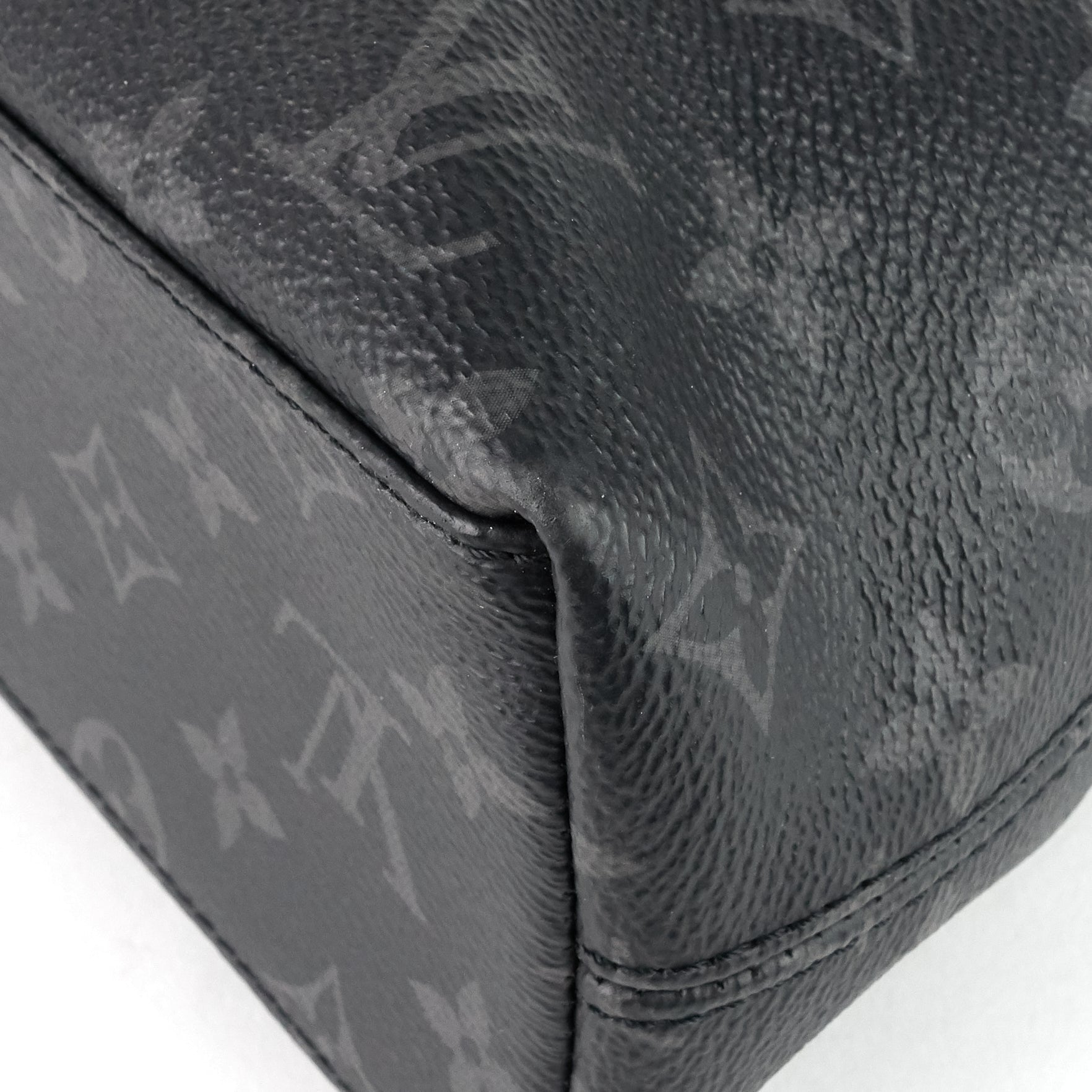 Louis Vuitto Odyssey Monogram Eclipse Canvas Bag