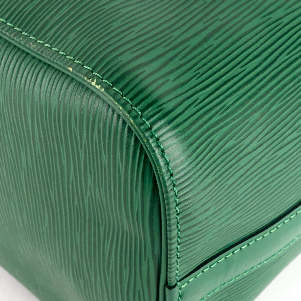 Louis Vuitto Speedy 25 Green Epi Leather Bag