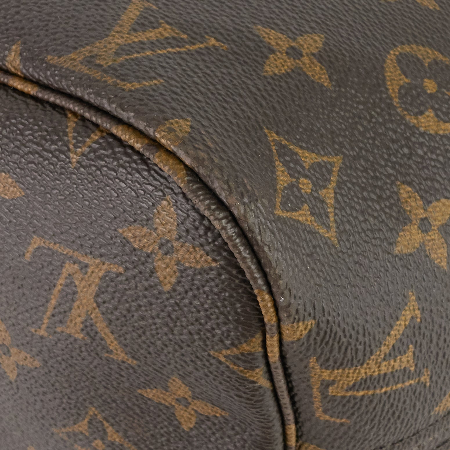 Louis Vuitto Neverfull MM Monogram Canvas Bag
