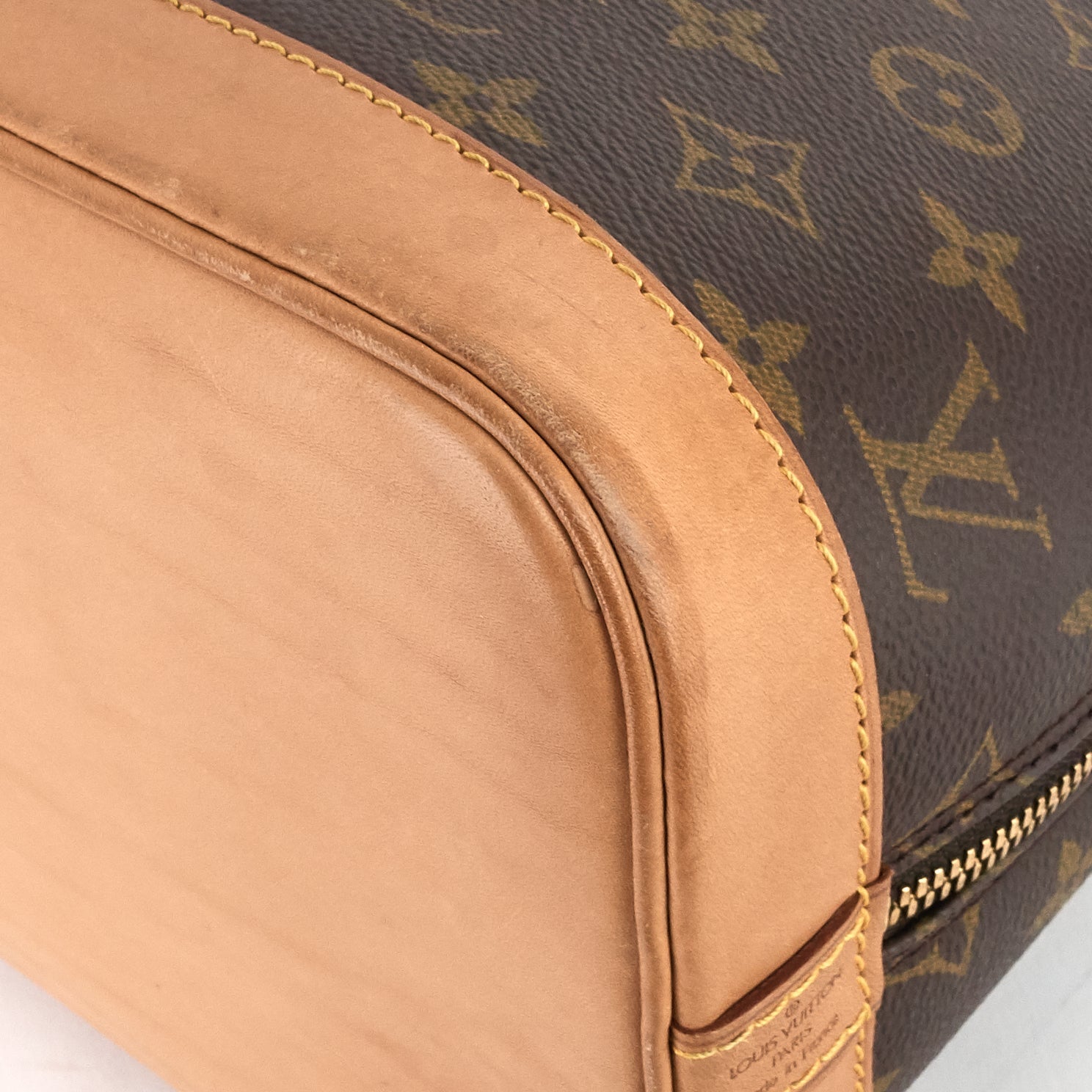 Louis Vuitto Alma MM Vintage Monogram Canvas Bag