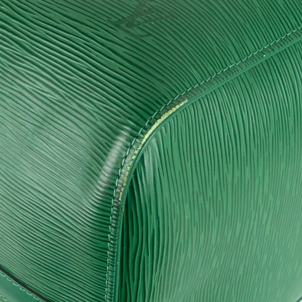 Louis Vuitto Keepall 50 Green Epi Leather Bag