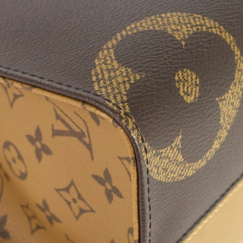 Louis Vuitto OnTheGo MM Monogram Canvas Bag