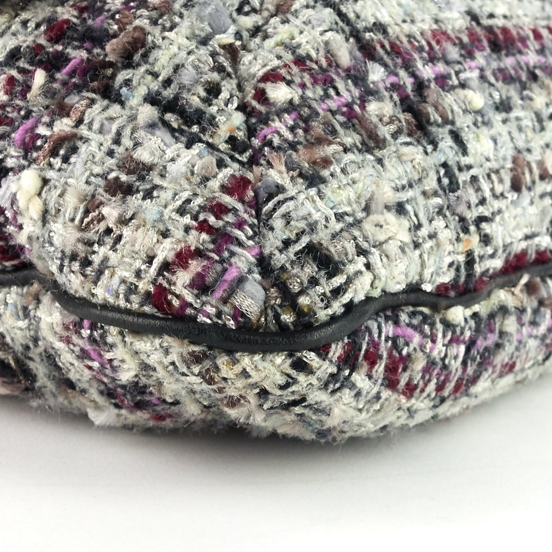 Chanel Floral AppliquÃ© Tweed Messenger Bag