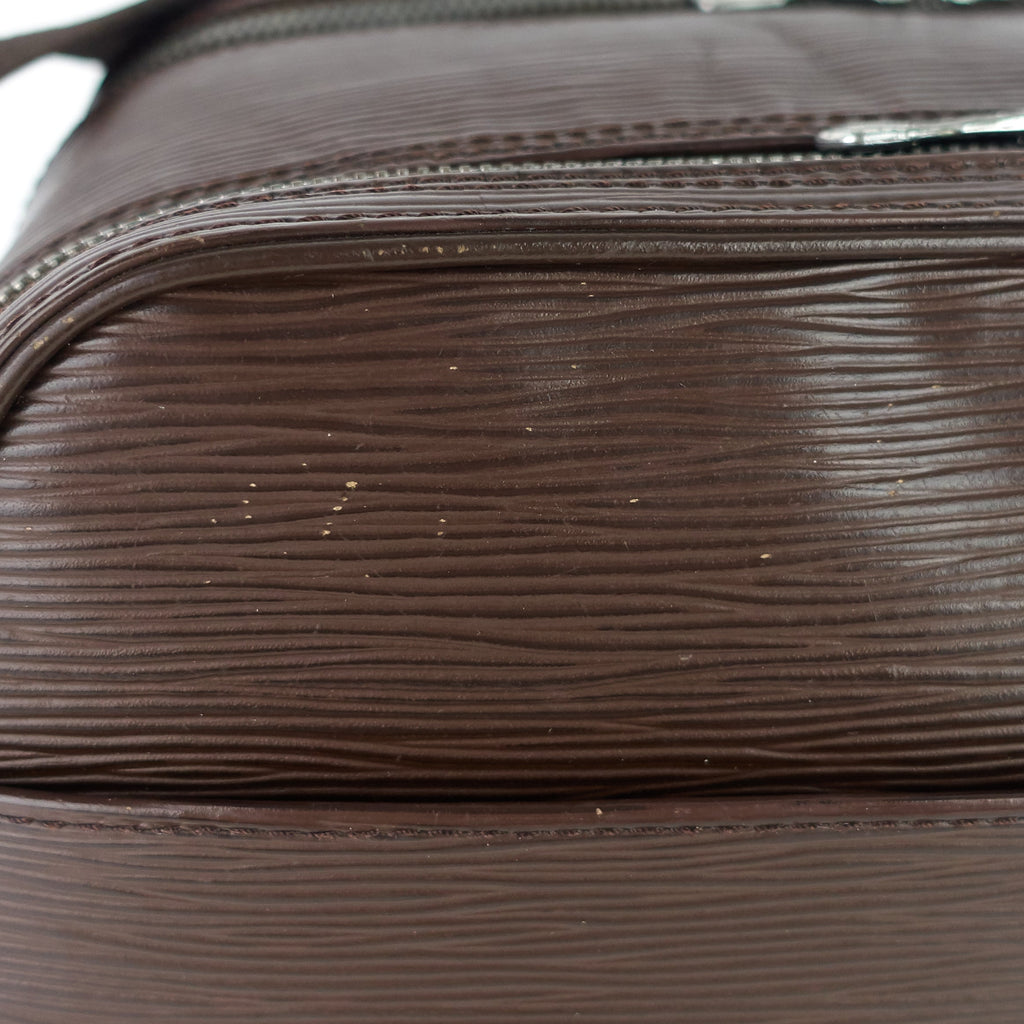 Louis Vuitto Reporter PM Epi Leather Bag