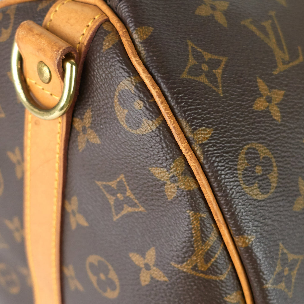 Louis Vuitto Keepall 50 BandouliÃ¨re Monogram Canvas Bag