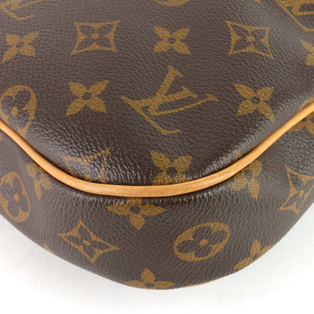 Louis Vuitto Odeon MM Monogram Canvas Bag