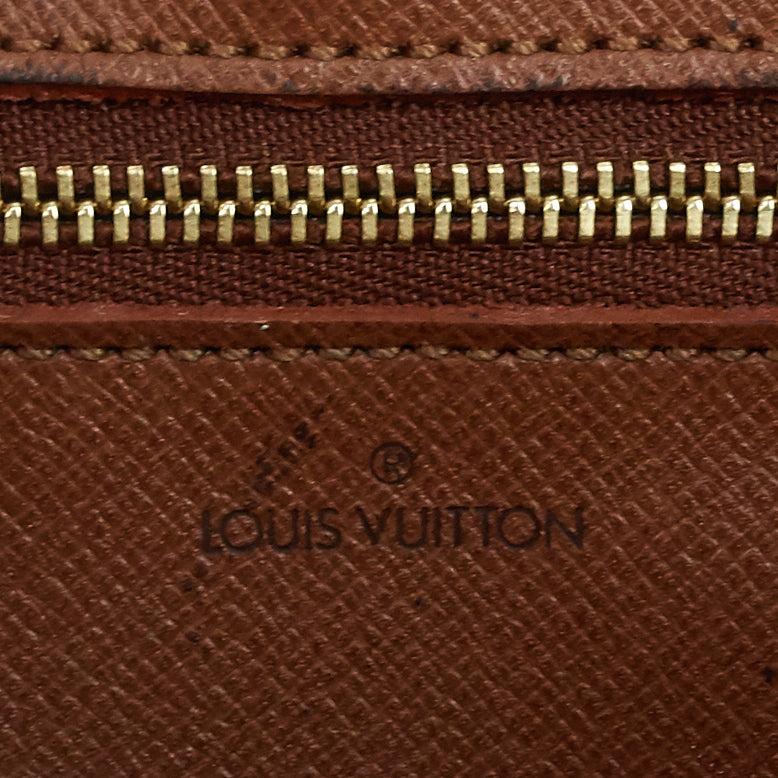 Louis Vuitto Pochette Marly Dragonne Monogram Canvas Bag