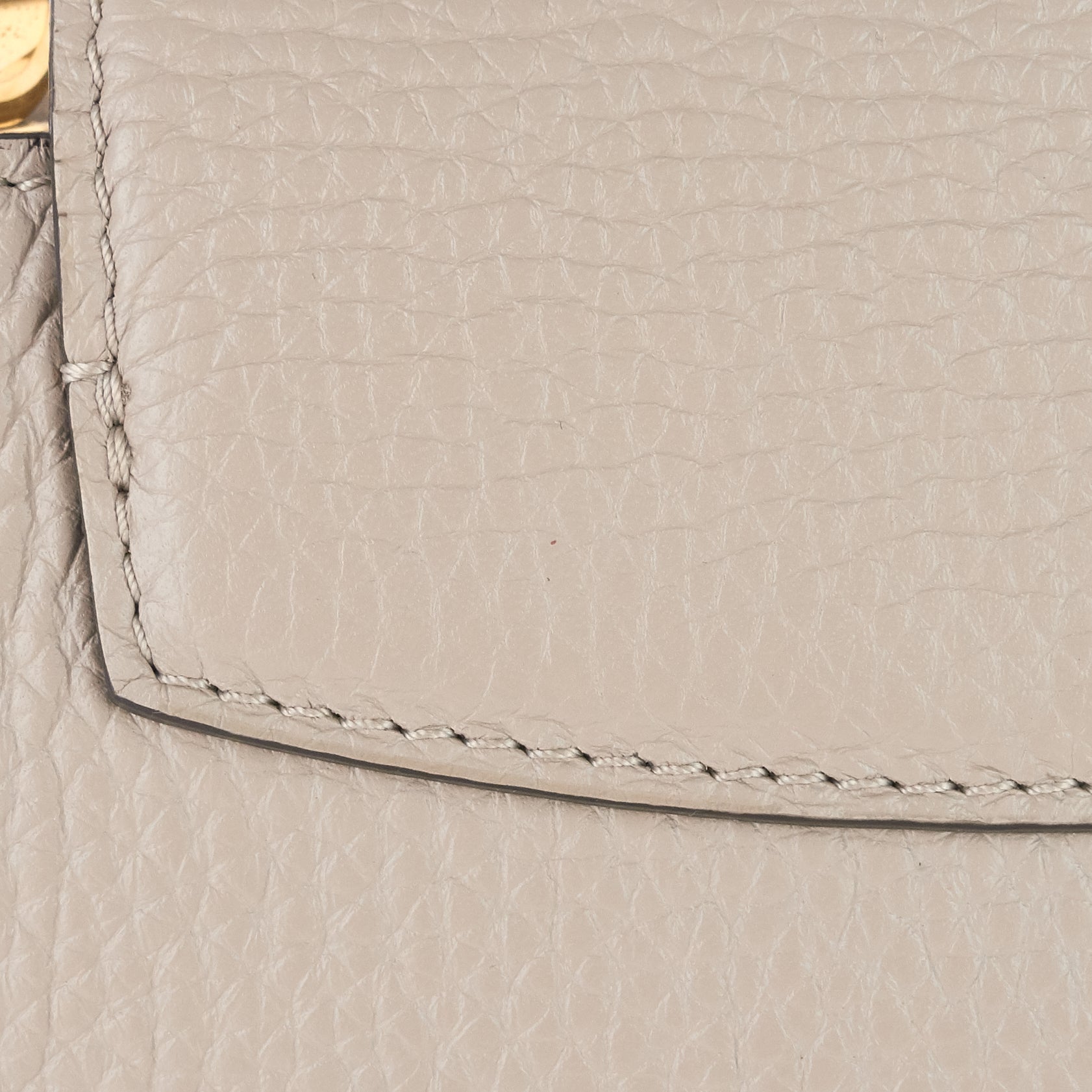 Louis Vuitto Capucines BB Taurillon Leather Bag