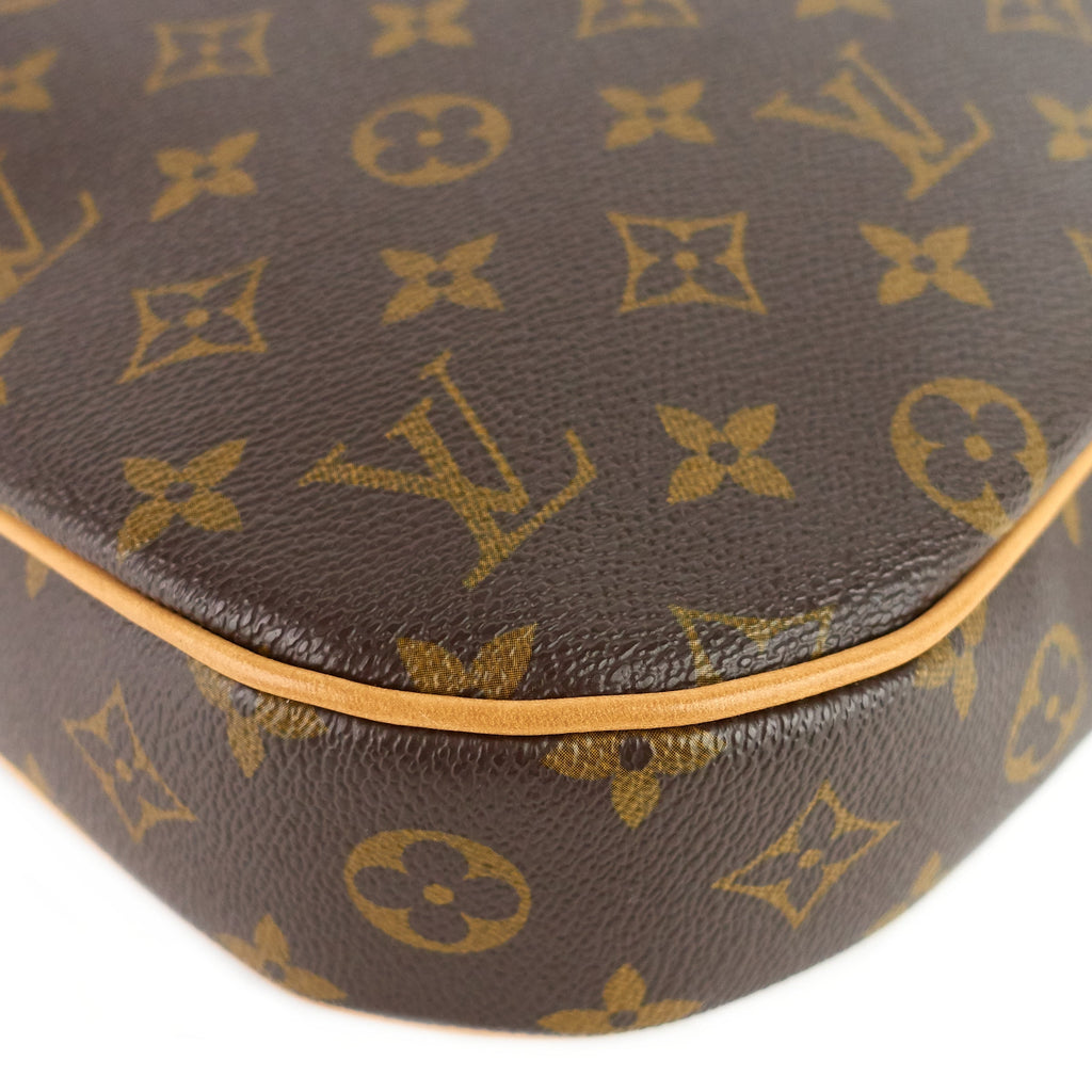 Louis Vuitto Odeon MM Monogram Canvas Bag