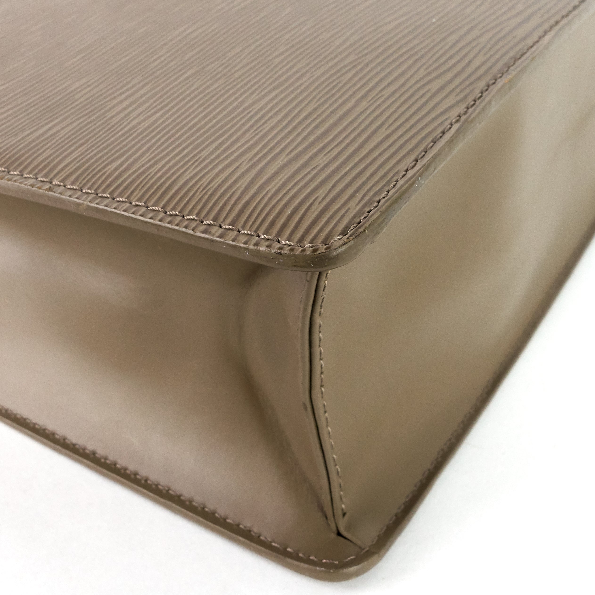 Louis Vuitto Sac Plat GM Brown Epi Leather Bag