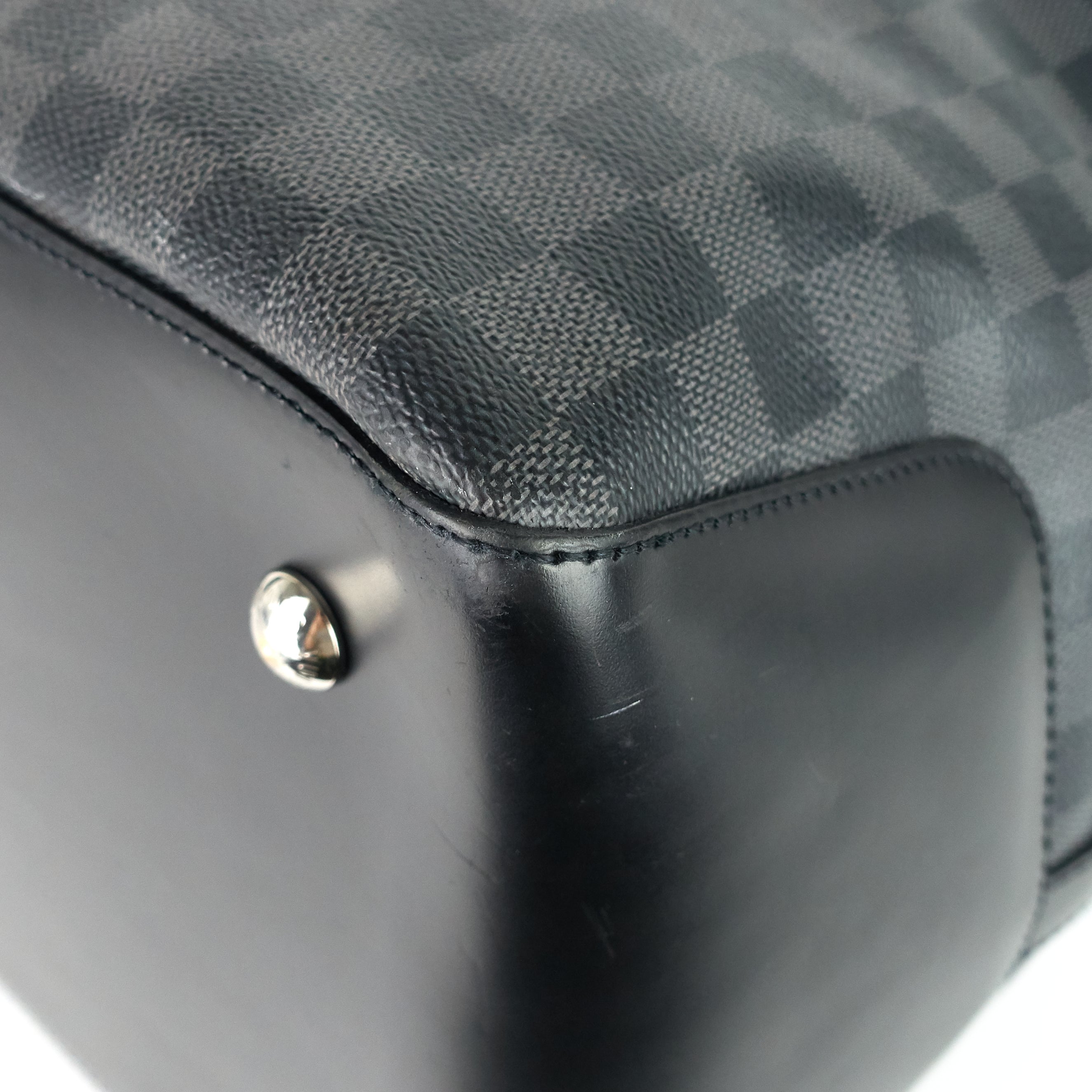 Louis Vuitto Neo Greenwich Damier Graphite Canvas Bag