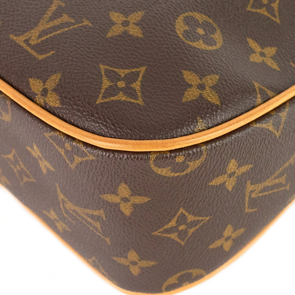 Louis Vuitto Hudson GM Monogram Canvas Bag