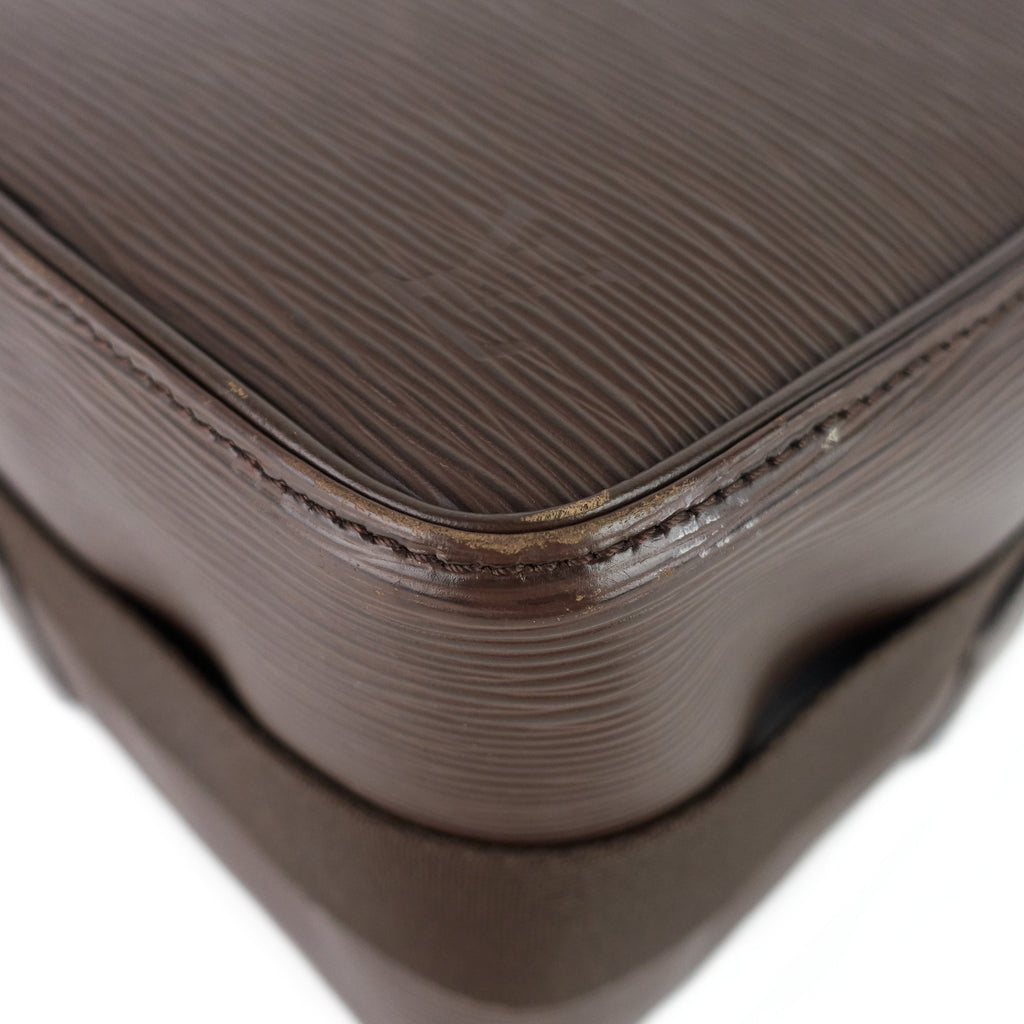 Louis Vuitto Reporter PM Epi Leather Bag