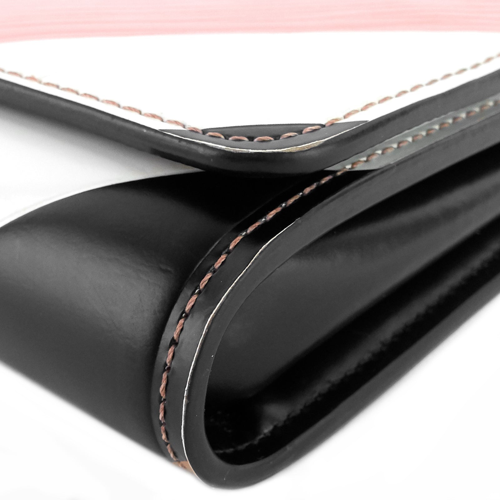 Louis Vuitto Twist Leather and Reverse Monogram Wallet on Chain Bag