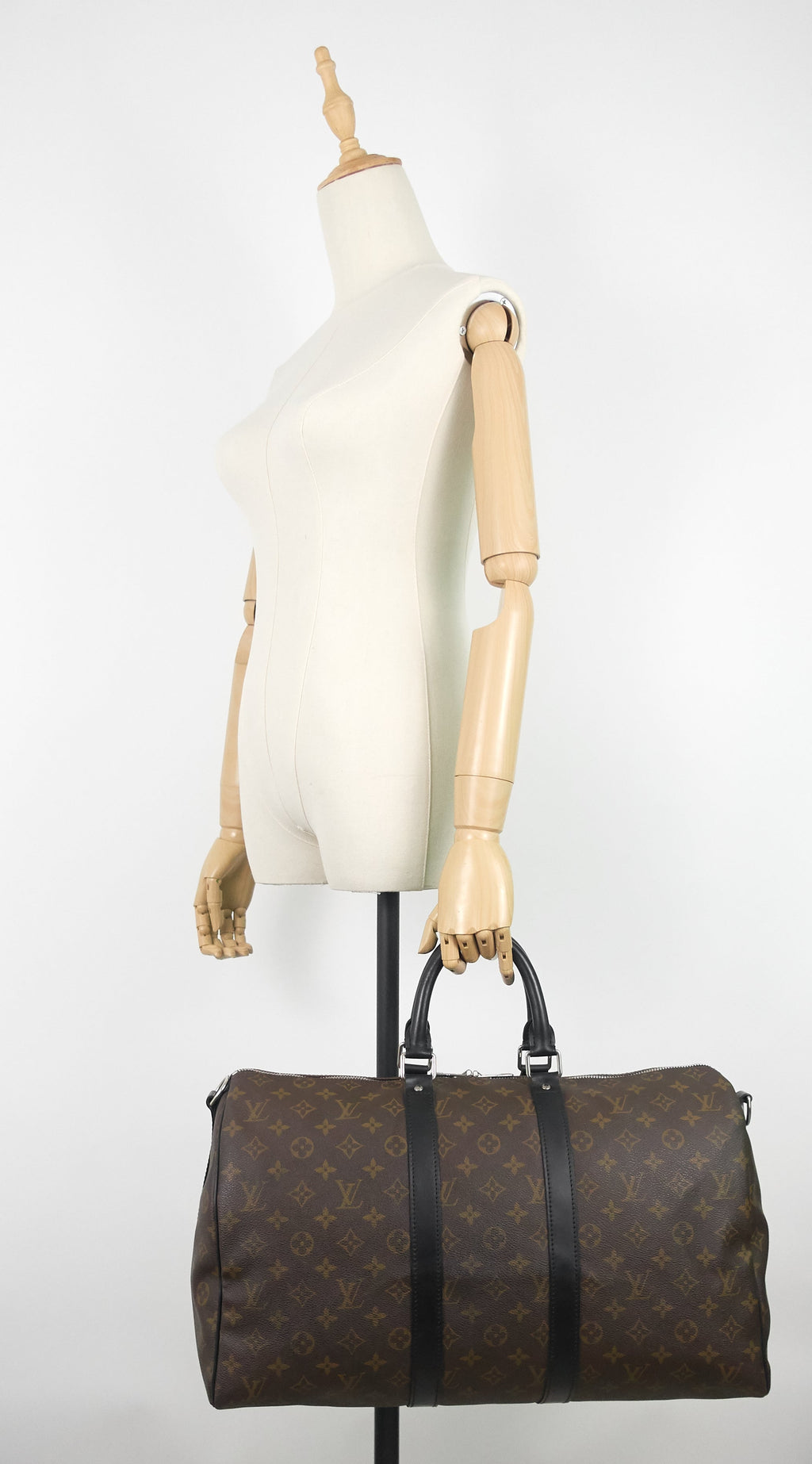 Louis Vuitto Keepall 45 BandouliÃ¨re Macassar Monogram Canvas Bag