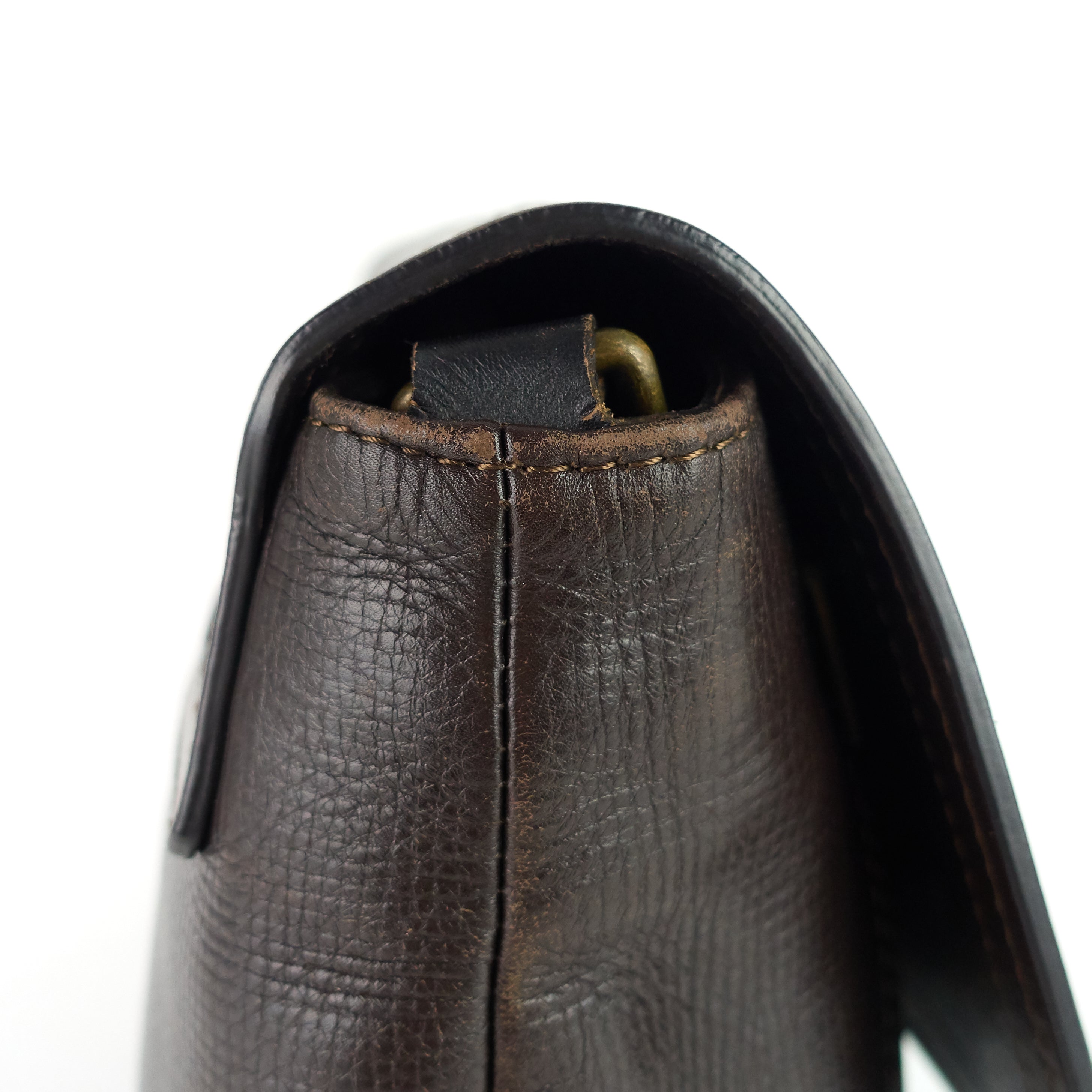 Louis Vuitto Omaha Utah Leather Messenger Bag